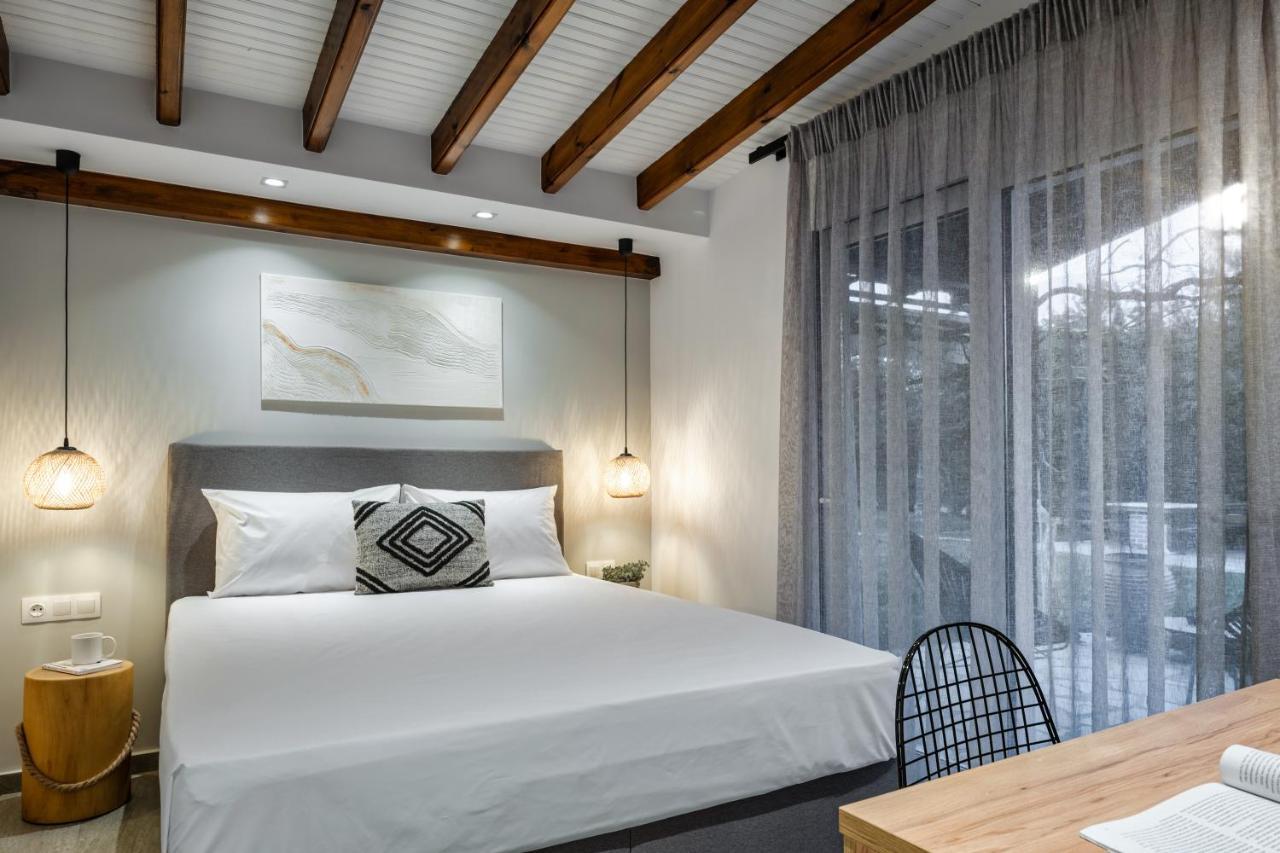 נאה פוטידאה Coel Luxury Suites By Rentalspro Services - Potidea Halkidiki מראה חיצוני תמונה