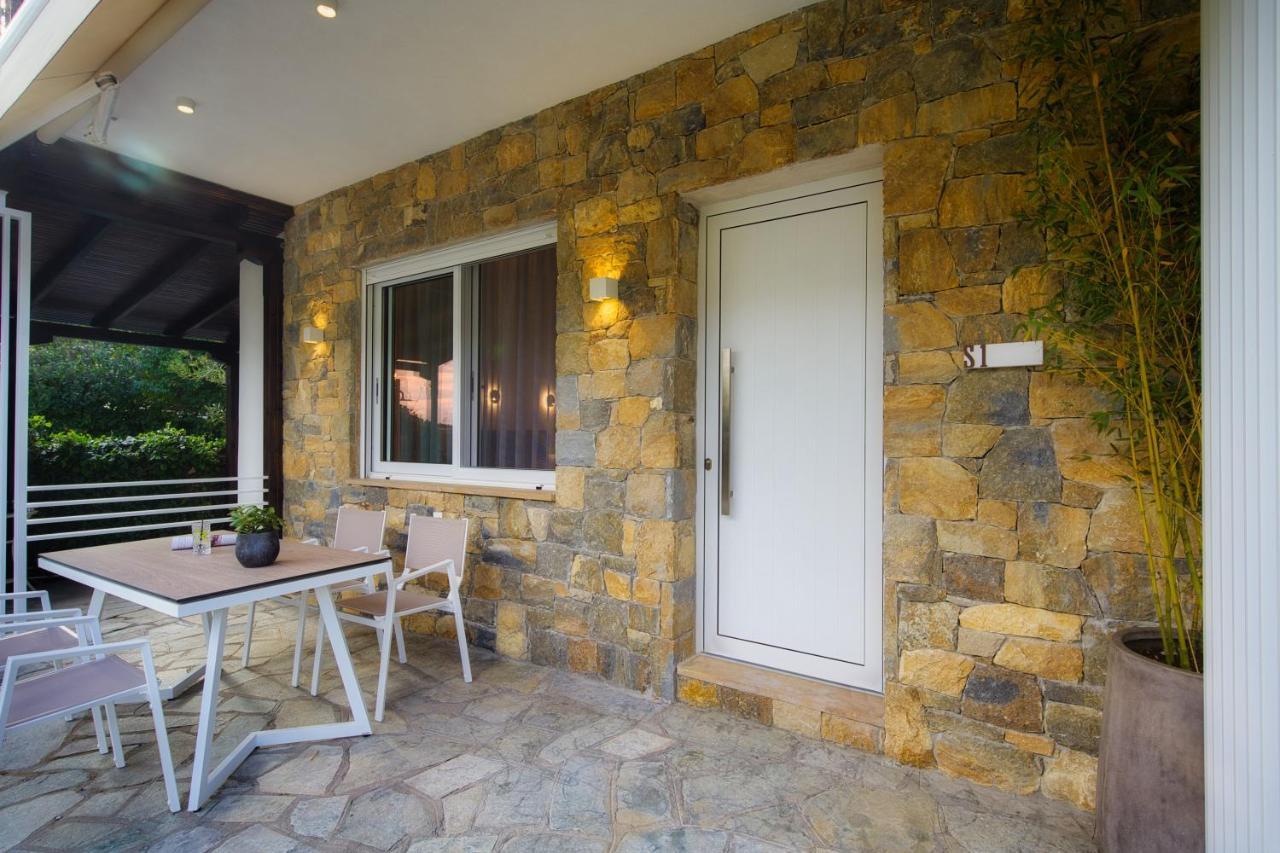 נאה פוטידאה Coel Luxury Suites By Rentalspro Services - Potidea Halkidiki מראה חיצוני תמונה